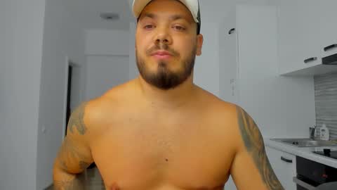 Snapshot of zackconnorsx chatting on 09/20/25, 09:49 Zack online show from 09/20/25, 09:49