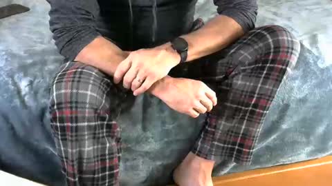 Aiden online show from 01/25/25, 01:43