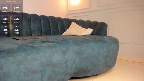 Zafiro  online show from 03/21/26, 07:39