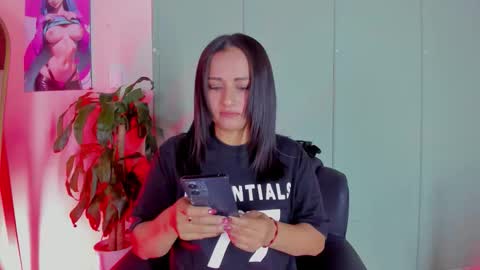 Zafiro Brown online show from 09/24/25, 11:57