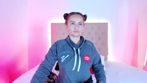 Zafiro Brown online show from 10/25/25, 11:40