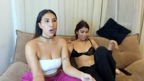 zafiro_lee online show from 06/05/26, 06:52