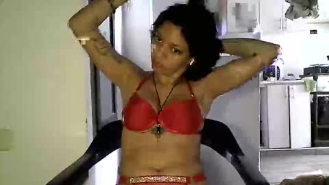 Zafiro online show from 06/01/26, 12:18