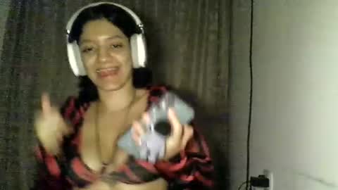 Zafiro online show from 07/28/26, 09:25