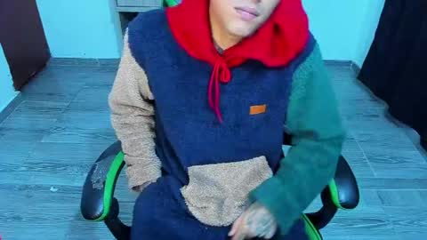 BiG Zafiro online show from 04/02/26, 12:03