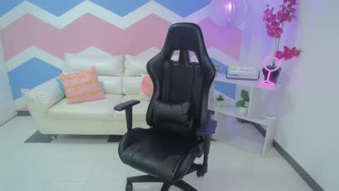 Zahira  online show from 03/01/26, 06:32