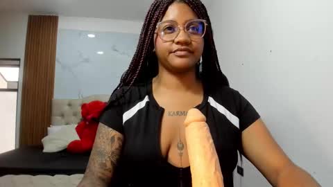 zahra_rose online show from 02/25/26, 02:59
