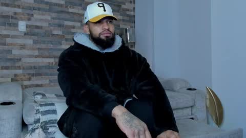 INSTAGRAM yormanfit7 online show from 03/12/25, 11:31