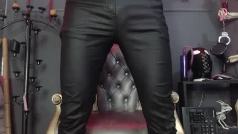Dom Zain online show from 06/11/26, 12:43