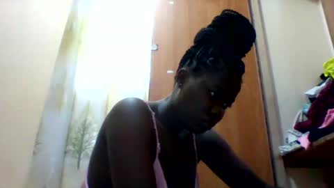 Snapshot of zainxxxx chatting on 02/03/25, 06:24 zainxxxx online show from 02/03/25, 06:24