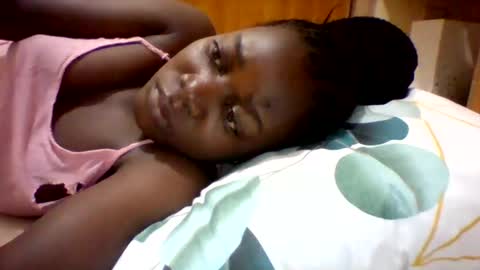 Snapshot of zainxxxx chatting on 02/08/25, 06:33 zainxxxx online show from 02/08/25, 06:33