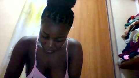 Snapshot of zainxxxx chatting on 02/26/25, 11:04 zainxxxx online show from 02/26/25, 11:04