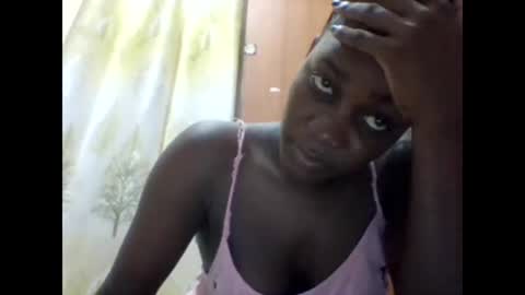 Snapshot of zainxxxx chatting on 02/28/25, 07:14 zainxxxx online show from 02/28/25, 07:14