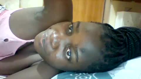 Snapshot of zainxxxx chatting on 03/05/25, 08:00 zainxxxx online show from 03/05/25, 08:00