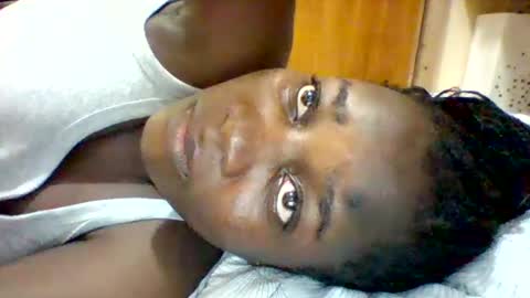 Snapshot of zainxxxx chatting on 03/12/25, 07:17 zainxxxx online show from 03/12/25, 07:17