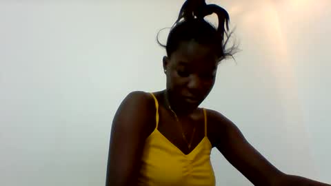 Snapshot of zainxxxx chatting on 02/17/26, 08:00 zainxxxx online show from 02/17/26, 08:00