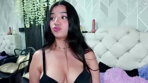Snapshot of zaira_bonny chatting on 07/02/26, 05:52 Zaira Bonny online show from 07/02/26, 05:52