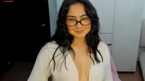 Snapshot of zakura_ania chatting on 07/16/26, 02:28 zakura_ania online show from 07/16/26, 02:28