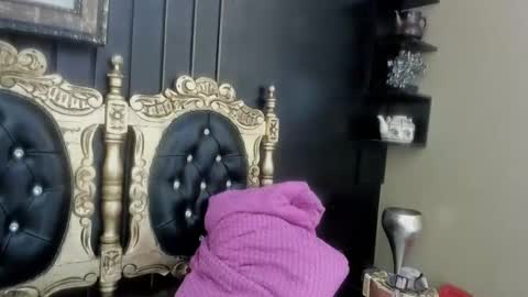 Megan online show from 04/08/26, 04:34