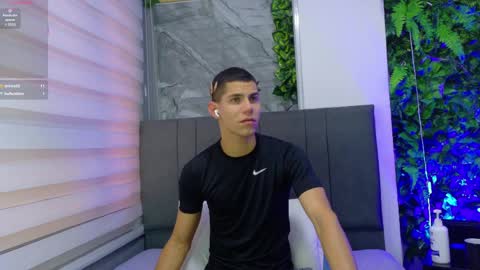 Snapshot of zamirscott chatting on 04/07/26, 12:38 Zamir online show from 04/07/26, 12:38