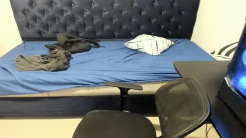 Snapshot of zammcito_ chatting on 12/15/24, 06:29 zamm online show from 12/15/24, 06:29