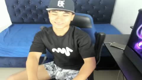 Snapshot of zammcito_ chatting on 01/15/25, 04:15 zamm online show from 01/15/25, 04:15