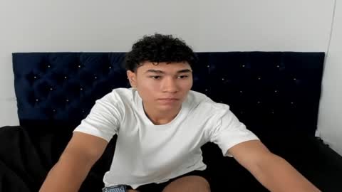 Snapshot of zammcito_ chatting on 02/07/25, 02:29 zamm online show from 02/07/25, 02:29