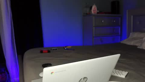 Snapshot of zamoraedii1994 chatting on 01/11/25, 10:19 Edii online show from 01/11/25, 10:19