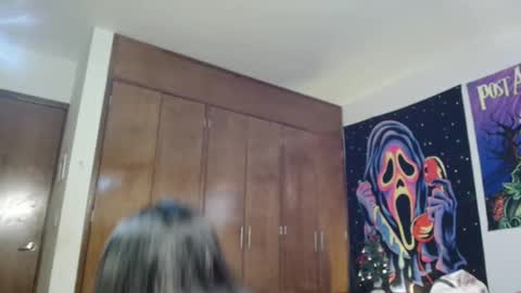 Snapshot of zandra6ghal chatting on 12/15/25, 05:50 zandra6ghal online show from 12/15/25, 05:50