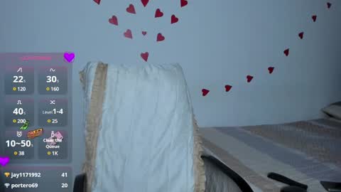 Snapshot of zandra_kiman chatting on 02/25/25, 01:09 Zandra online show from 02/25/25, 01:09