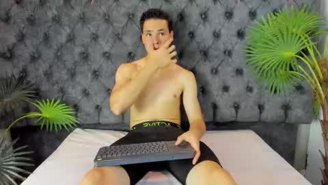 Snapshot of zane_evans chatting on 03/07/26, 01:19 zane online show from 03/07/26, 01:19