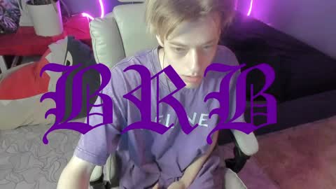 Snapshot of zane_steele chatting on 04/10/26, 06:23 Kel online show from 04/10/26, 06:23