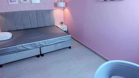 Zara Sweet  online show from 02/14/25, 12:36