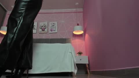 Zara Sweet  online show from 02/28/25, 03:37