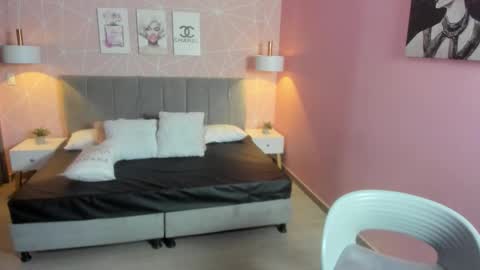 Zara Sweet  online show from 02/14/26, 12:35