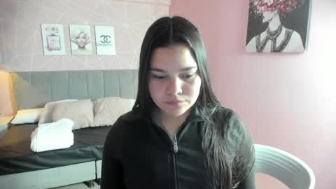 Zara Sweet  online show from 06/01/26, 01:46