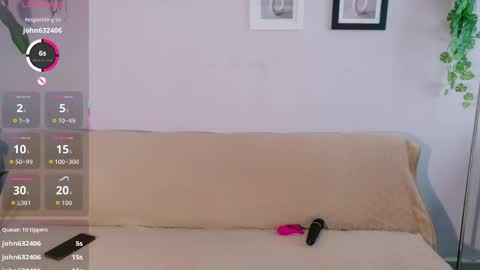 zara_fire online show from 04/12/26, 08:03