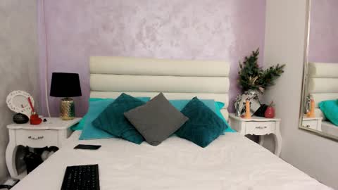 Snapshot of zara_night chatting on 02/23/26, 06:49 Zara online show from 02/23/26, 06:49