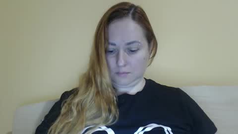 Kate. if im not here im here foxy red333 online show from 04/14/26, 08:42