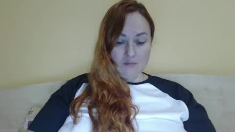 Snapshot of zara_red chatting on 04/19/26, 10:36 Kate. if im not here im here foxy red333 online show from 04/19/26, 10:36