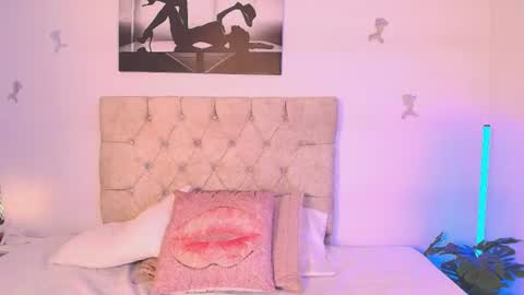 Snapshot of zaracampbell chatting on 06/30/26, 12:17 Zara online show from 06/30/26, 12:17