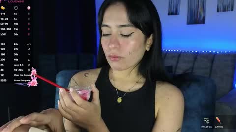 zaradames_ online show from 11/11/25, 04:34