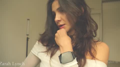 Snapshot of zarahlynch chatting on 03/16/26, 10:25 Miss Lynch Next show 2911 online show from 03/16/26, 10:25