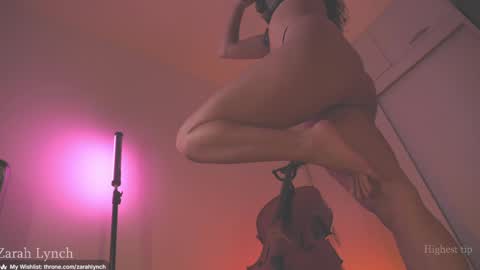 Snapshot of zarahlynch chatting on 04/06/26, 04:46 Miss Lynch Next show 2911 online show from 04/06/26, 04:46