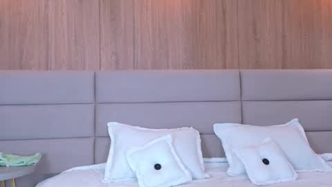 Snapshot of zarahqueen chatting on 01/09/26, 11:35 Zarah online show from 01/09/26, 11:35