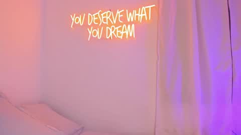   online show from 02/16/25, 08:33