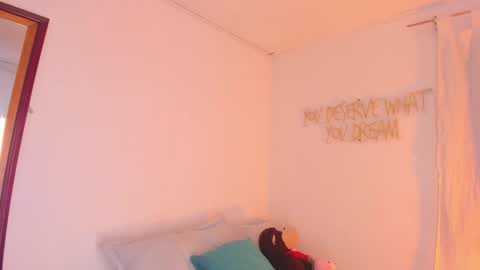   online show from 09/18/25, 08:55