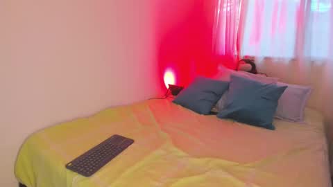   online show from 09/22/25, 07:05