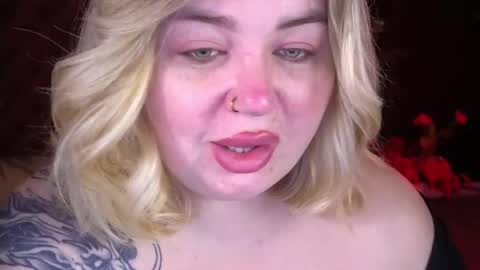 Lola online show from 04/30/26, 08:04