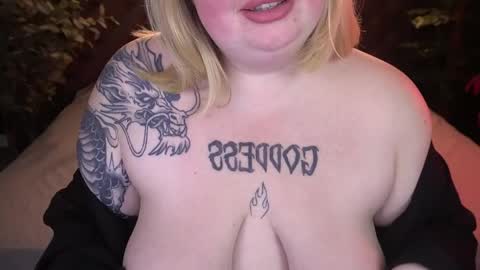 Lola online show from 05/05/26, 08:06